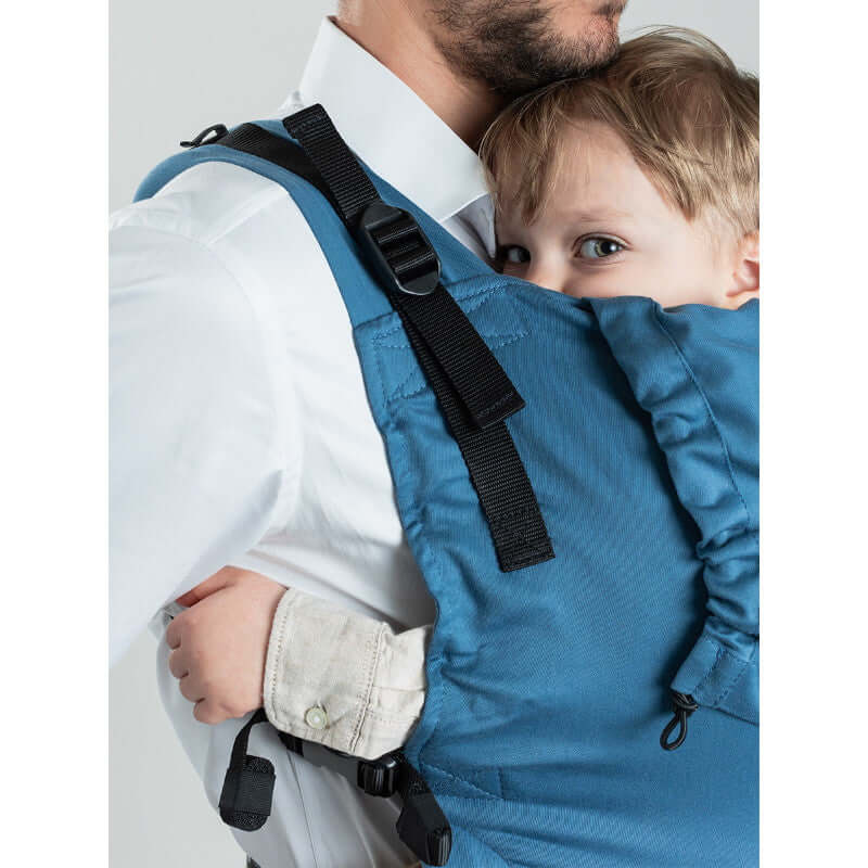 Isara Preschooler (up to 30kg) - Bluestone baby carrier with toddler snugly held | Babymaxi