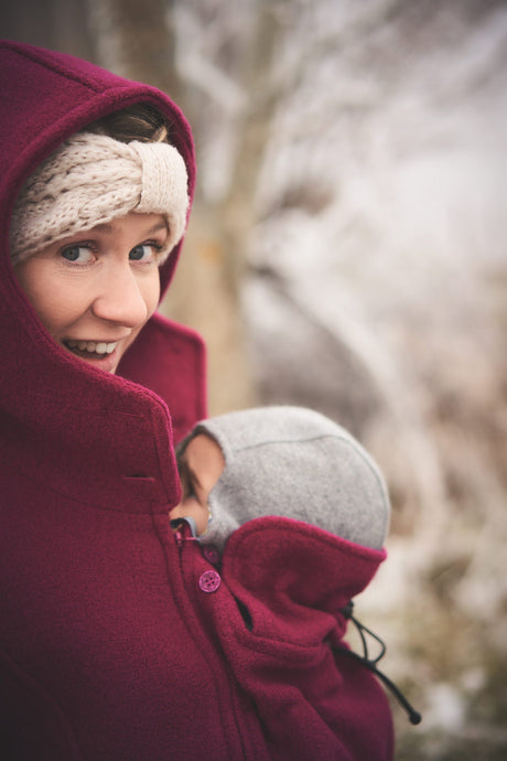 Mini Guide: Babywearing in Cold Weather
