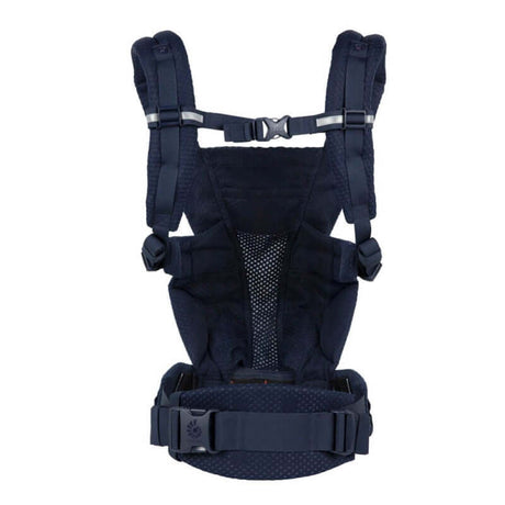 Ergobaby Omni Breeze - Midnight Blue ergonomic baby carrier showcasing breathable SoftFlex Mesh design for max airflow | Babymaxi