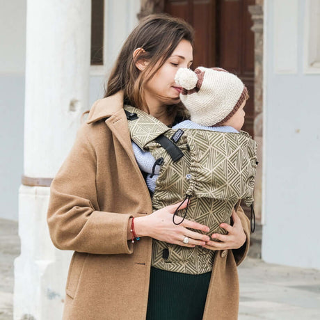Neko Switch Baby Size - Cedar ergonomic carrier, parent and baby, adjustable comfort | Babymaxi