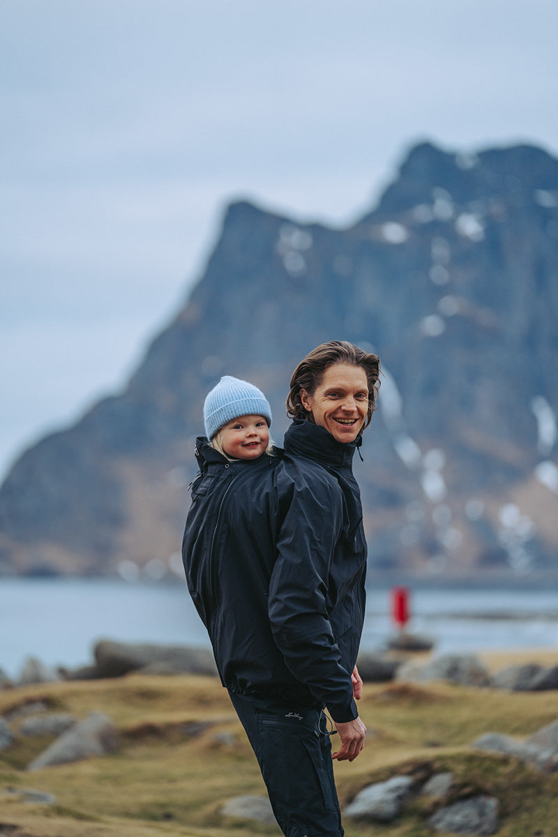 Mamalila Explorer Papà Giacca Portabebè Impermeabile - Black